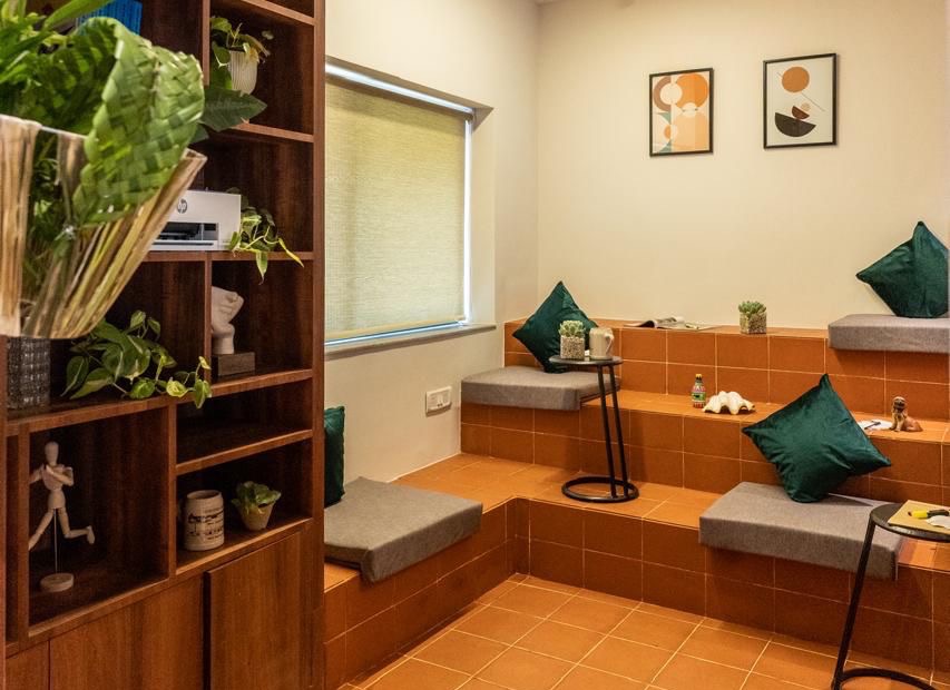 The quiet zone with stepped seating